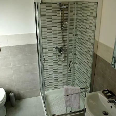 Konukevi Casa Diana *